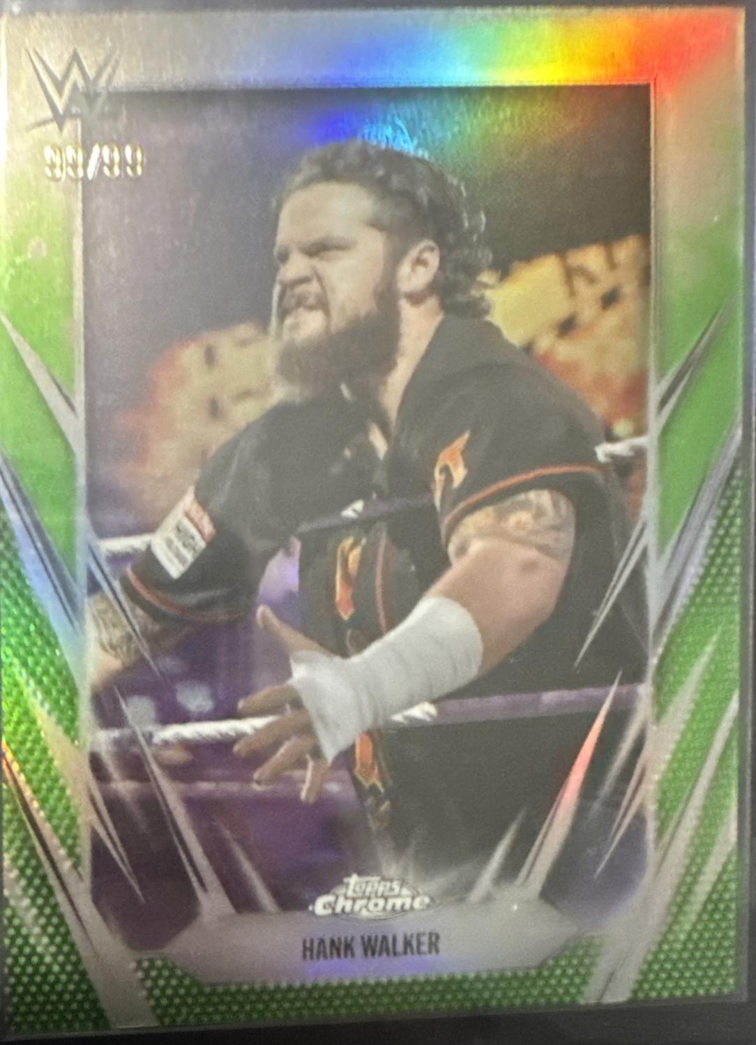 Hank Walker [Green Refractor] #195