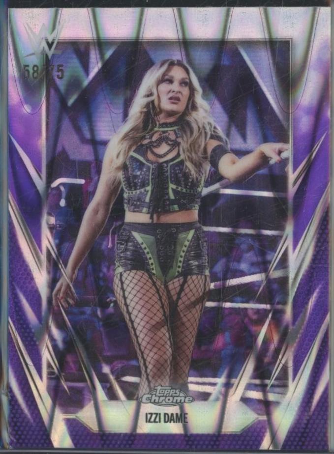 Izzi Dame [Purple RayWave Refractor] #38