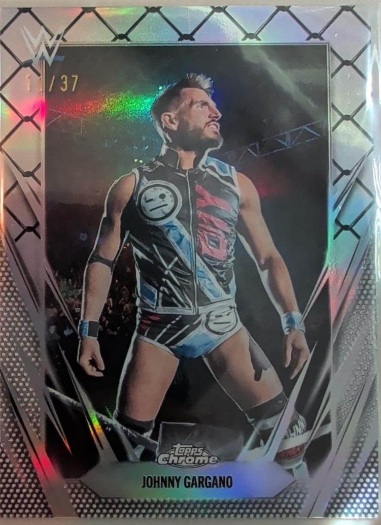 Johnny Gargano [Black Refractor] #15