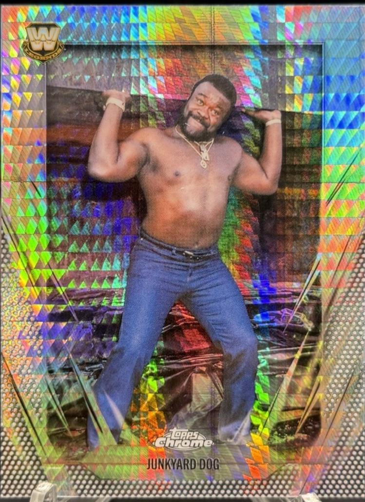 Junkyard Dog [Prism Refractor] #102