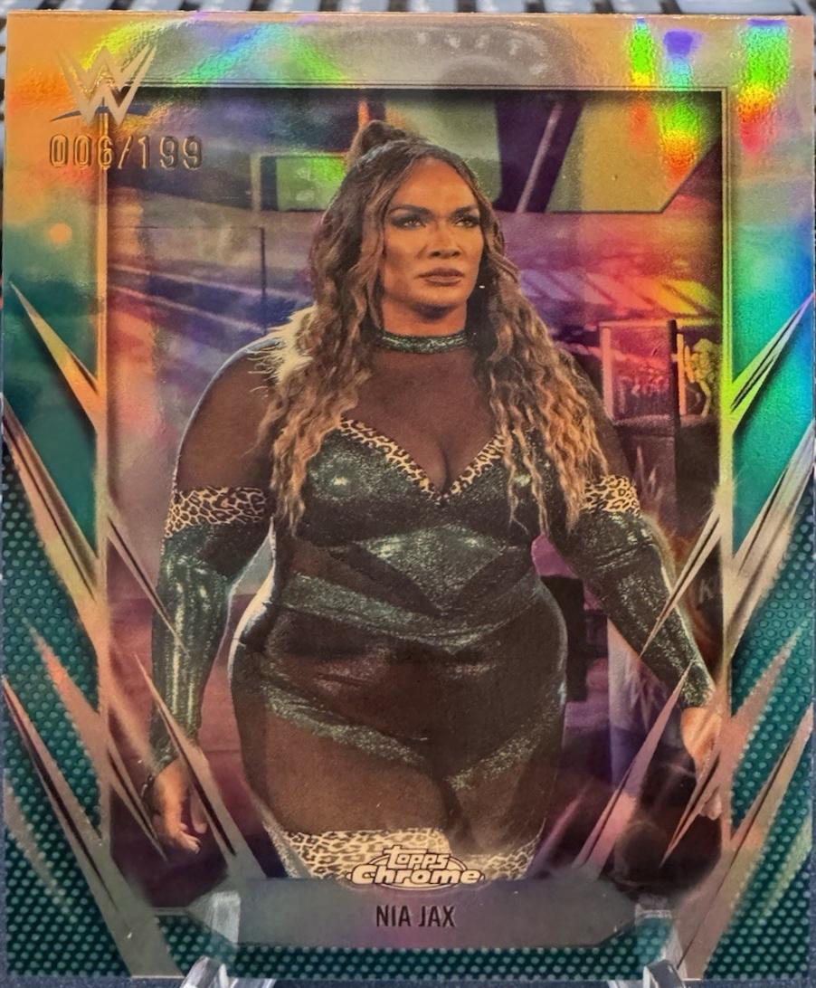 Nia Jax [Aqua Refractor] #37