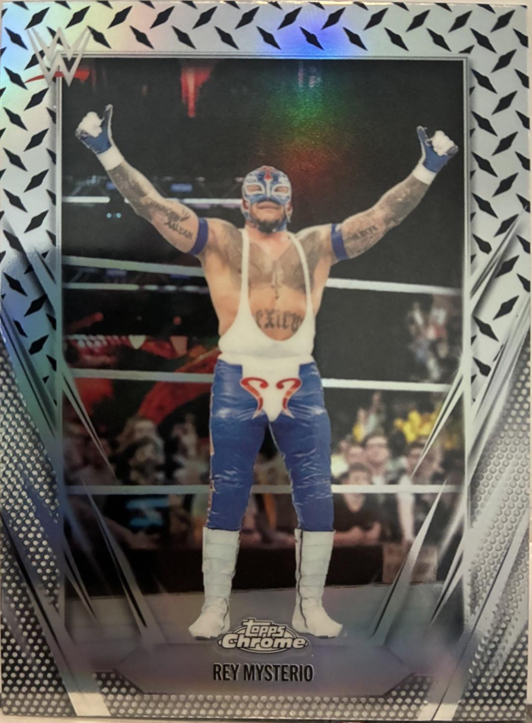 Rey Mysterio [Diamond Plate Refractor] #97