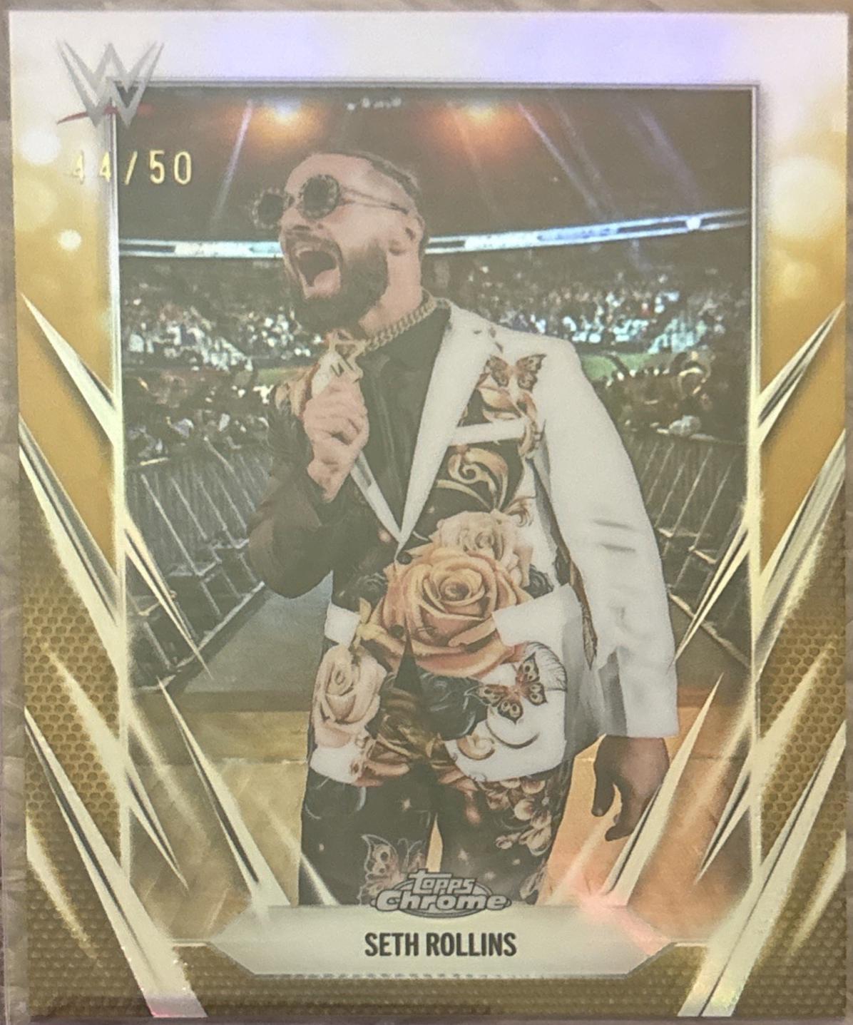 Seth Rollins [Gold Refractor] #40