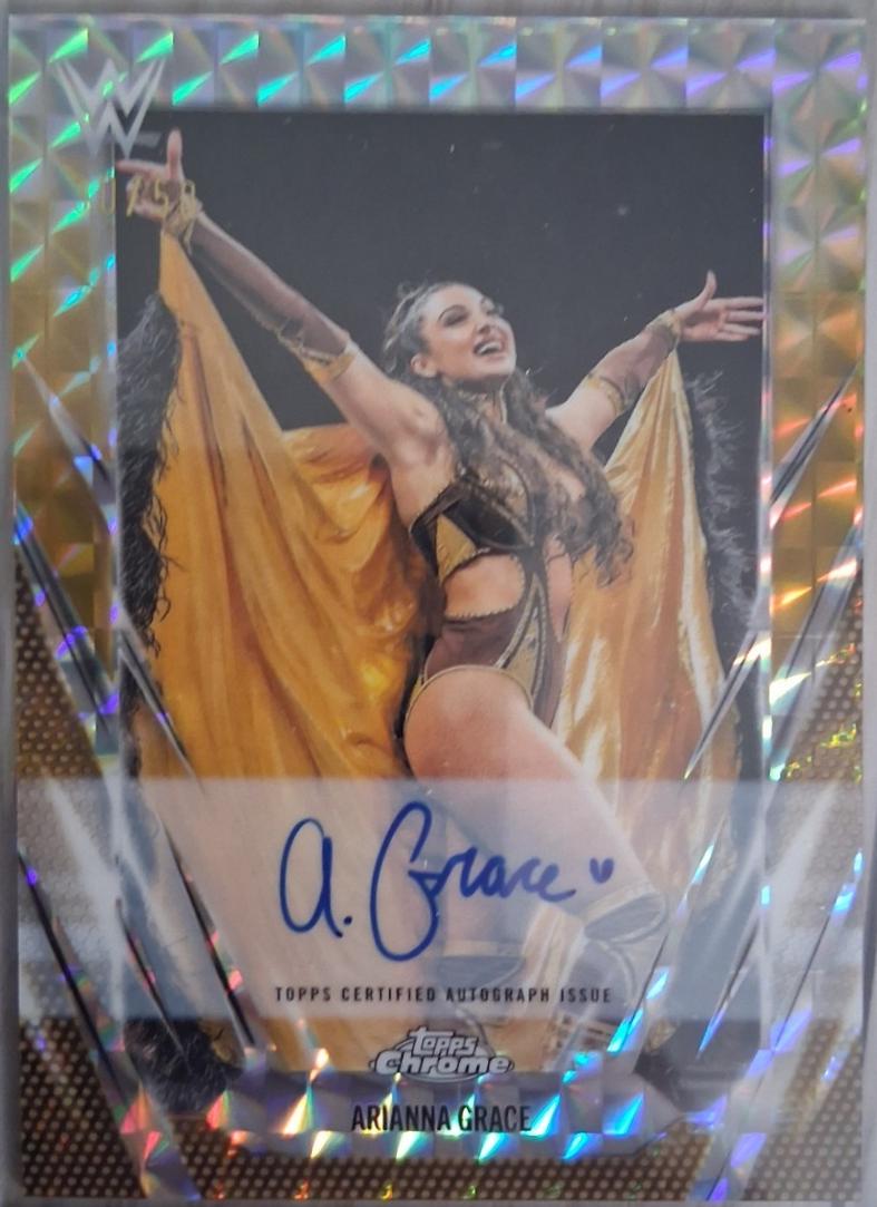 Arianna Grace [Gold Geometric Refractor] #NXT-ARI