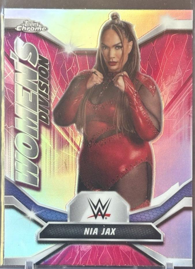 Nia Jax [Refractor] #WDV-37