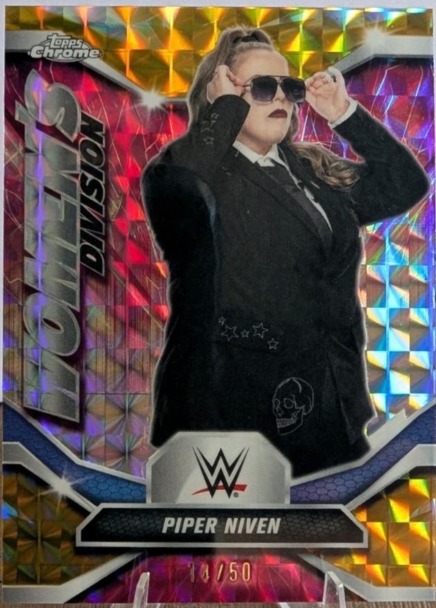 Piper Niven [Gold Refractor] #WDV-14