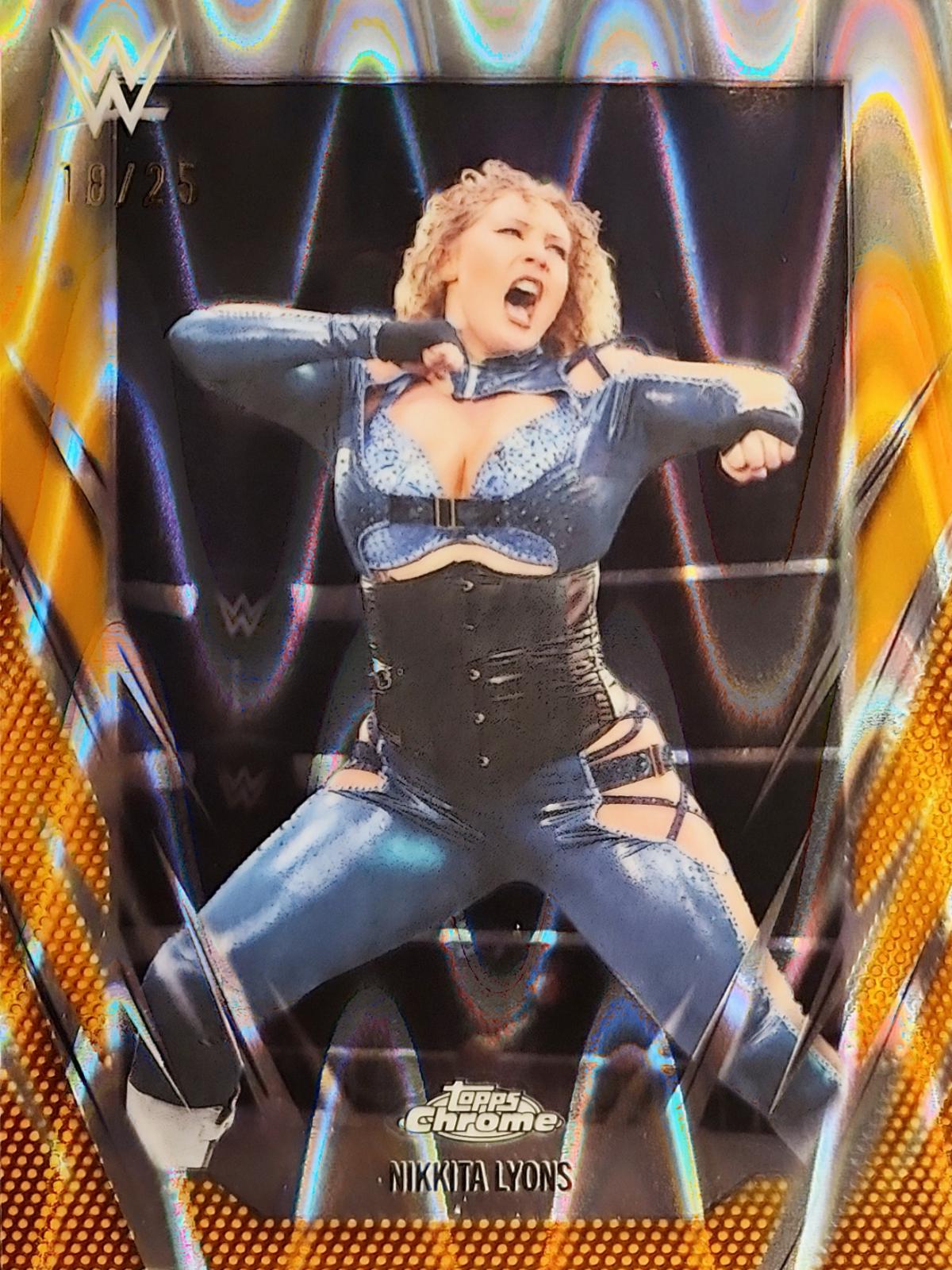 Nikkita Lyons [Orange RayWave Refractor] #39