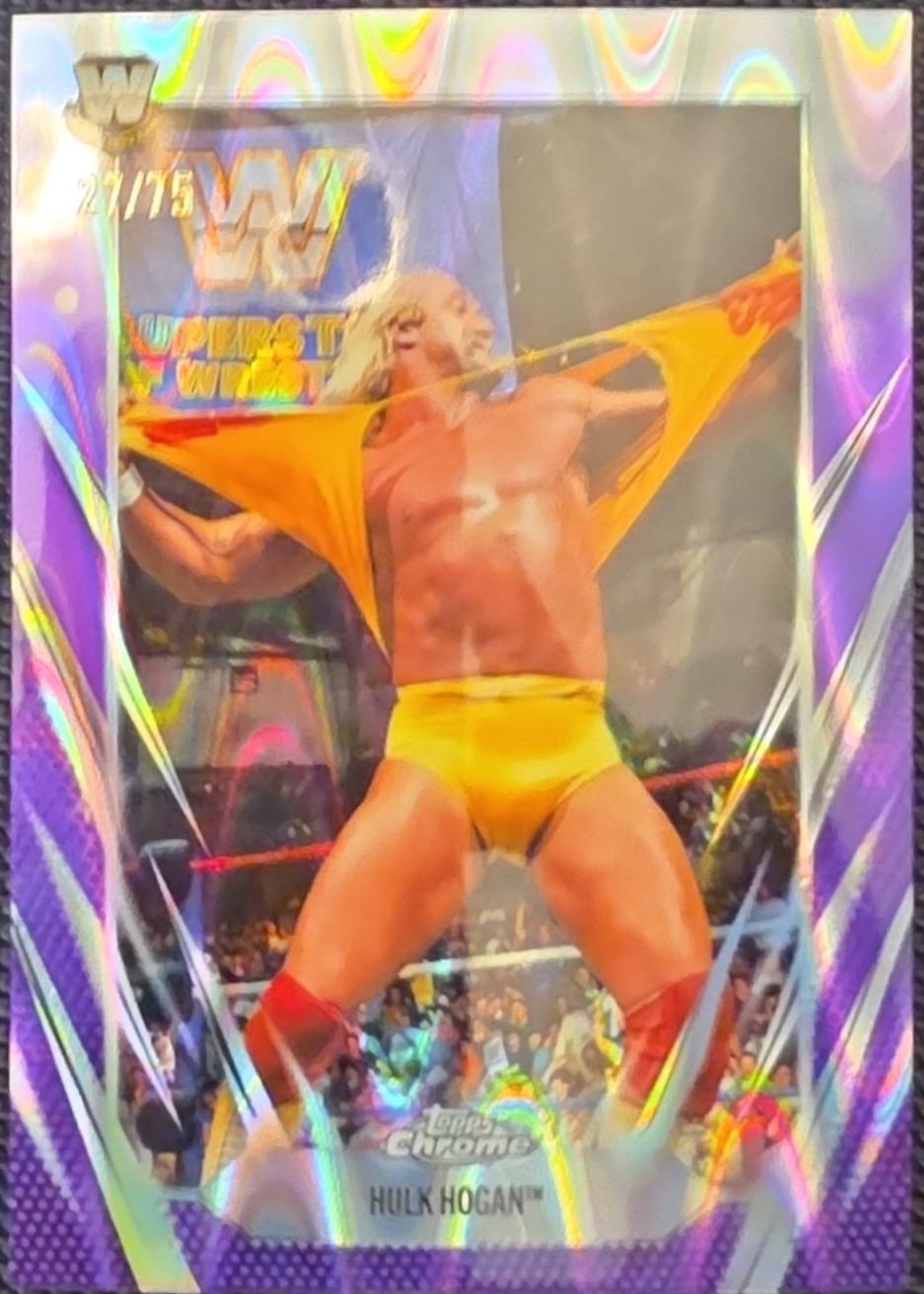 Hulk Hogan [Purple RayWave Refractor] #25