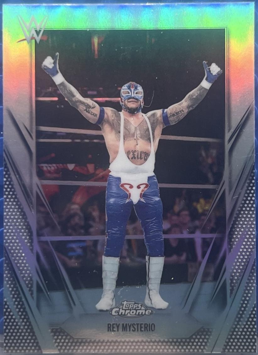 Rey Mysterio [Refractor] #97