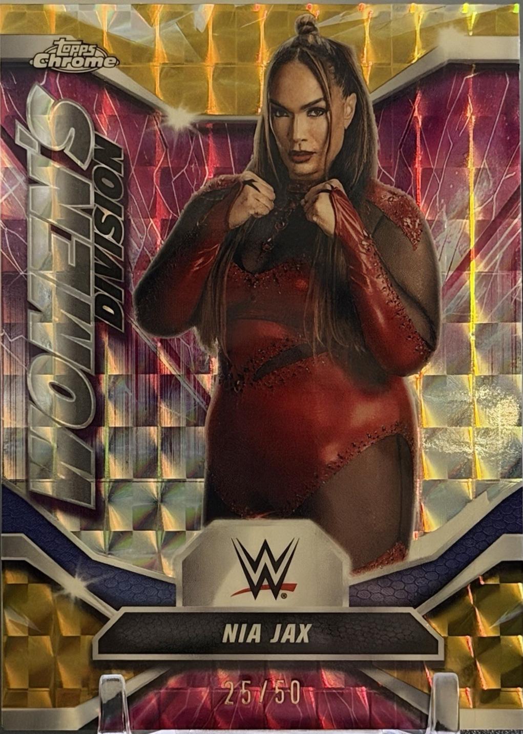 Nia Jax [Gold Geometric Refractor] #WDV-37