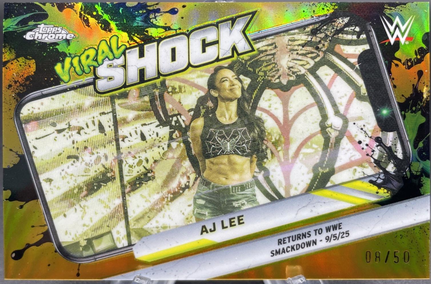AJ Lee [Gold Refractor] #VIR-18
