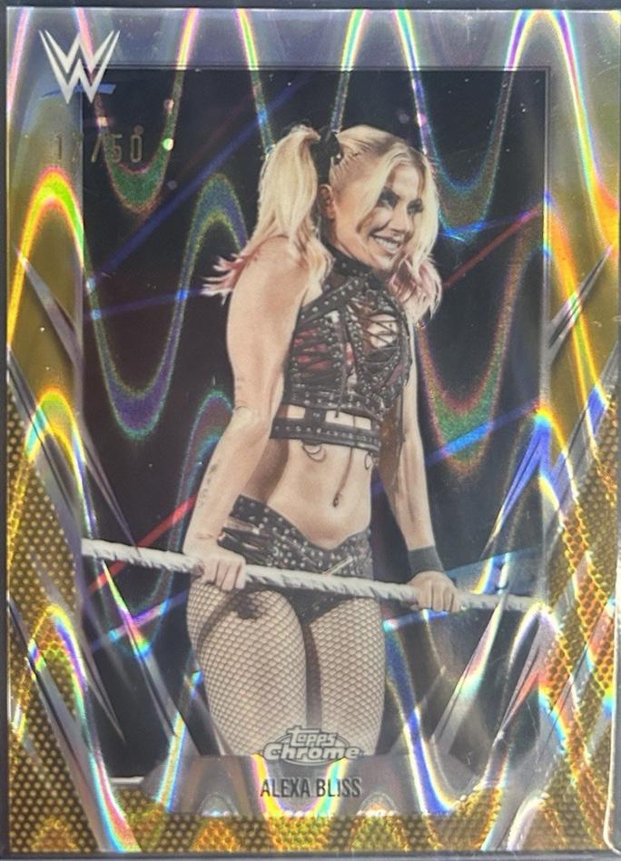 Alexa Bliss [Gold RayWave Refractor] #64