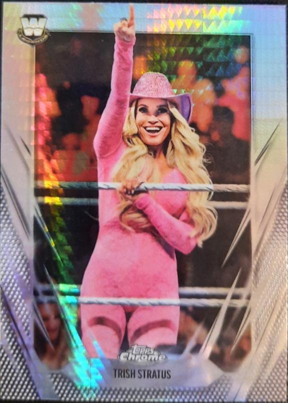 Trish Stratus [Prism Refractor] #115