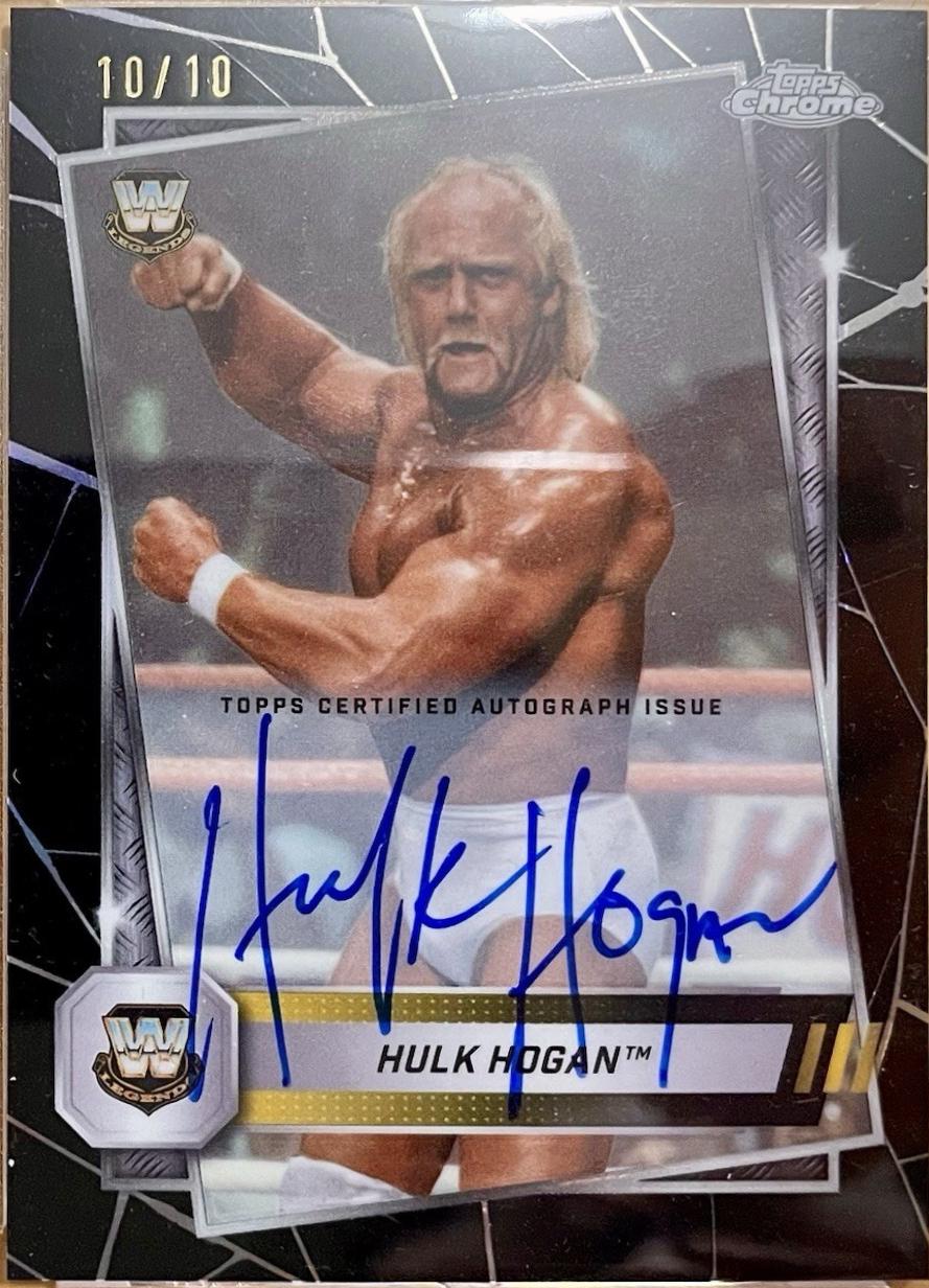 Hulk Hogan [Autograph Black Refractor] #12