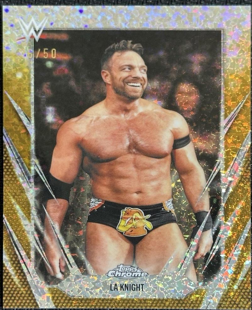 LA Knight [Gold Mini Diamond Refractor] #87