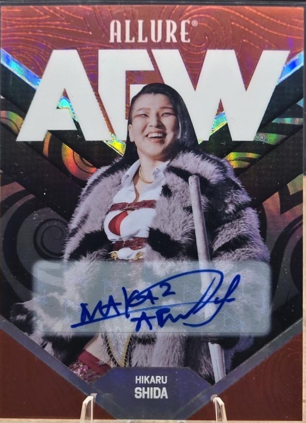 Hikaru Shida [Red Autograph] #61