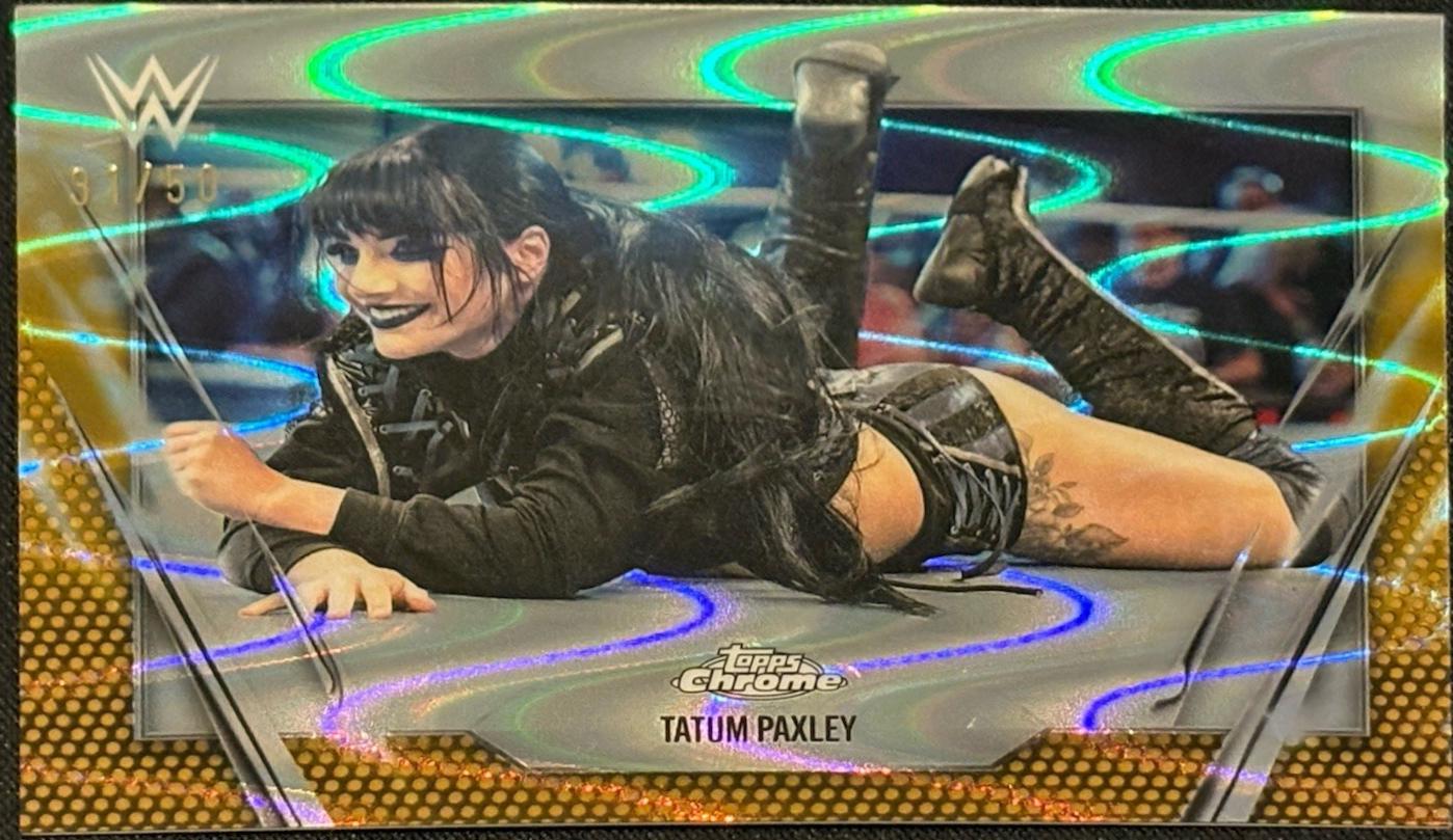 Tatum Paxley [Gold RayWave Refractor] #191
