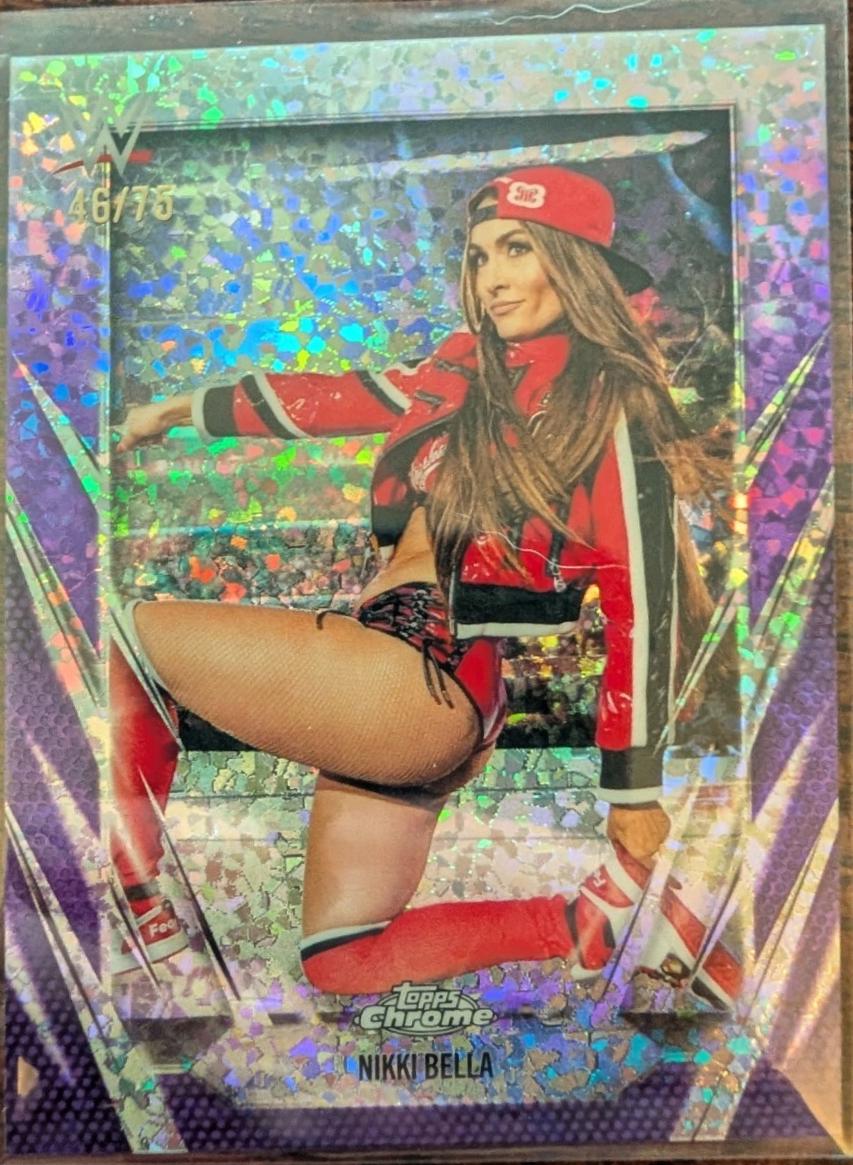 Nikki Bella [Purple Mini Diamond Refractor] #194