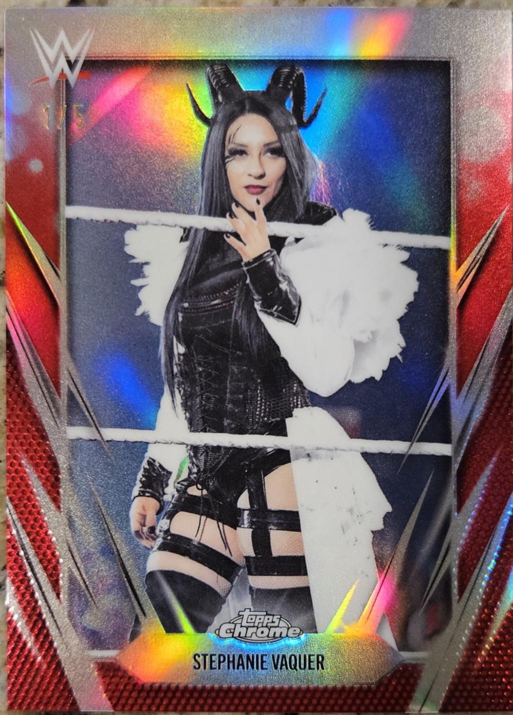 Stephanie Vaquer [Red Refractor] #74