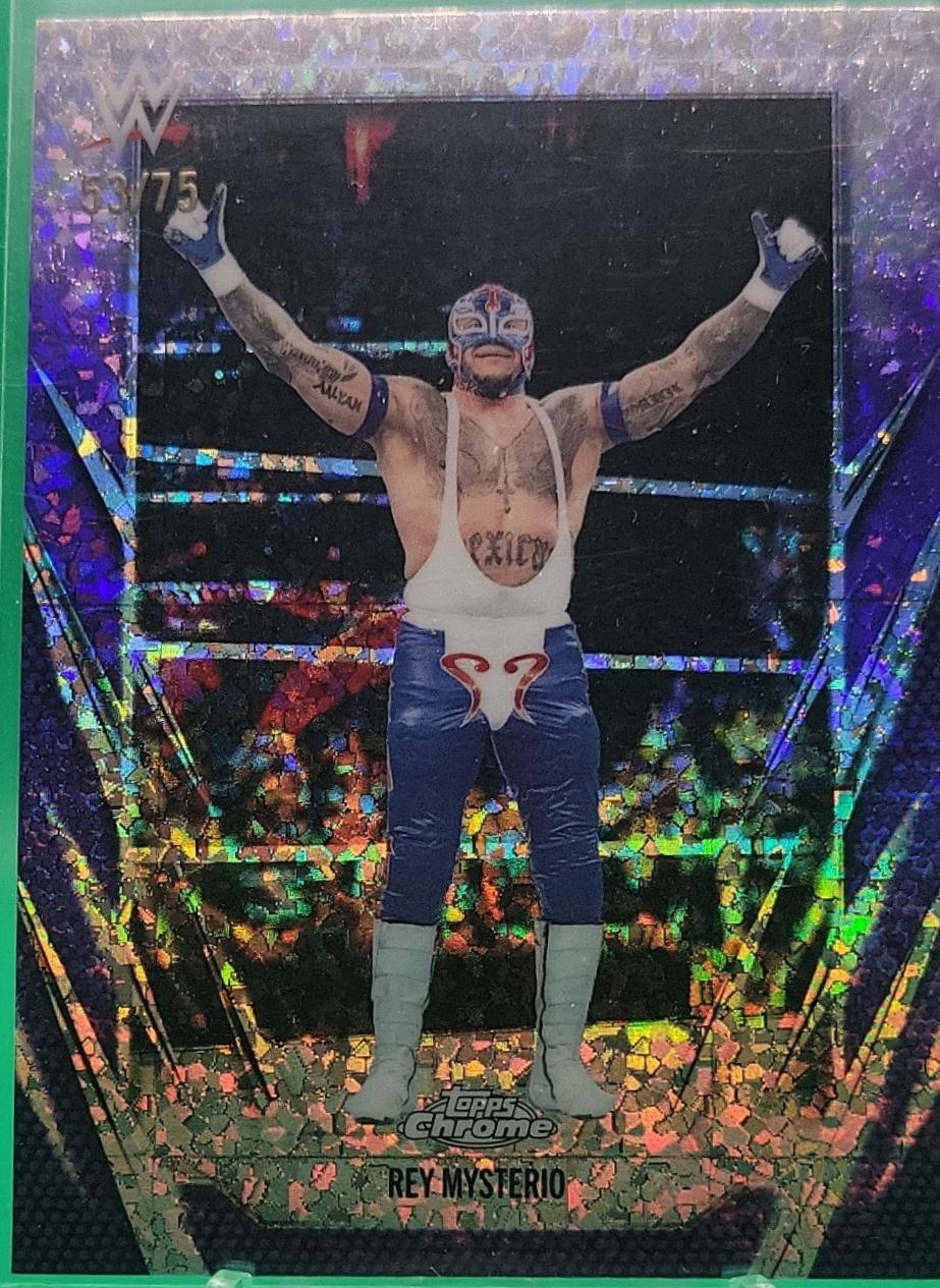 Rey Mysterio [Purple Mini Diamond Refractor] #97