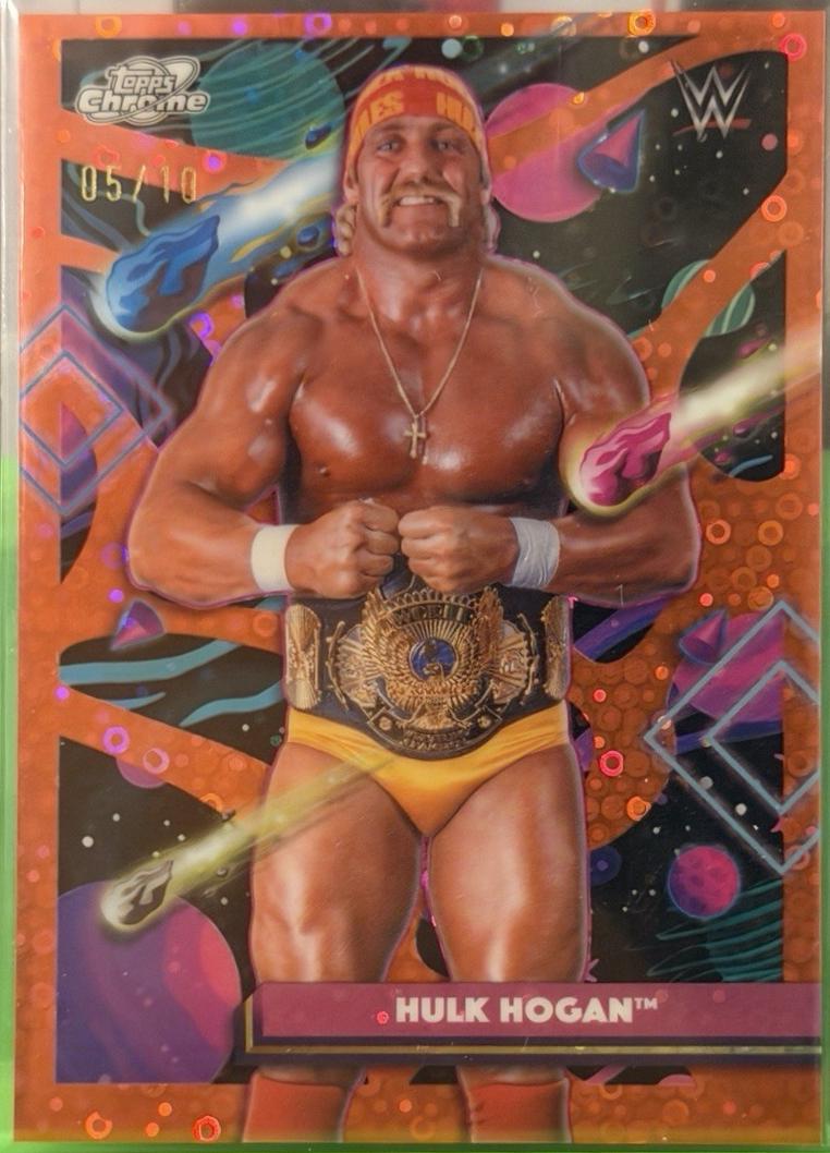 Hulk Hogan [Black Eclipse Refractor] #25