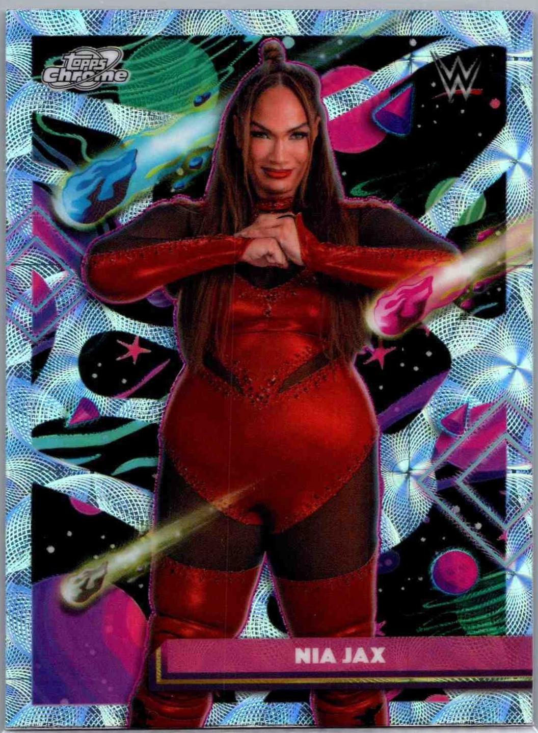 Nia Jax [Nucleus Refractor] #196