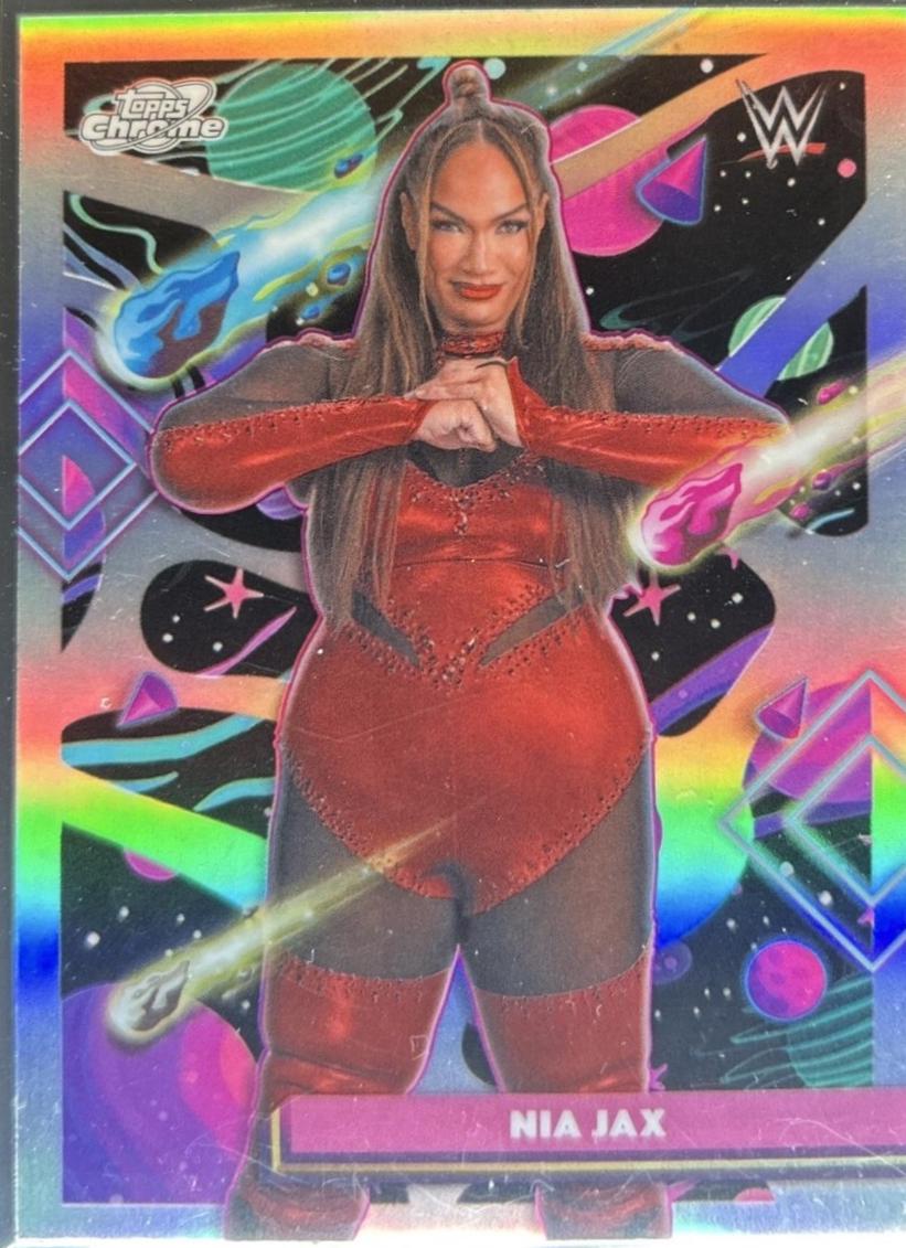 Nia Jax [Refractor] #196