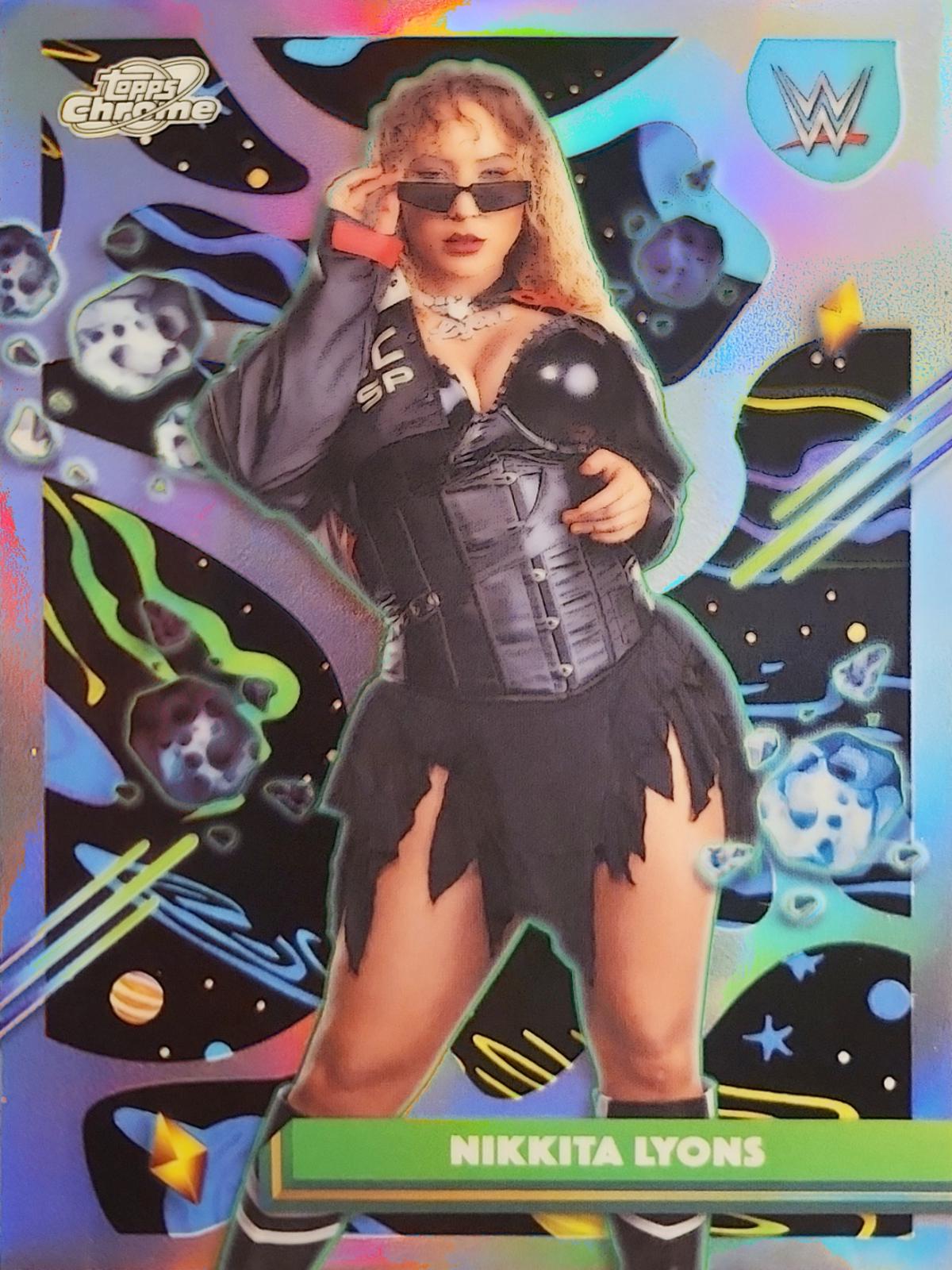 Nikkita Lyons [Refractor] #171