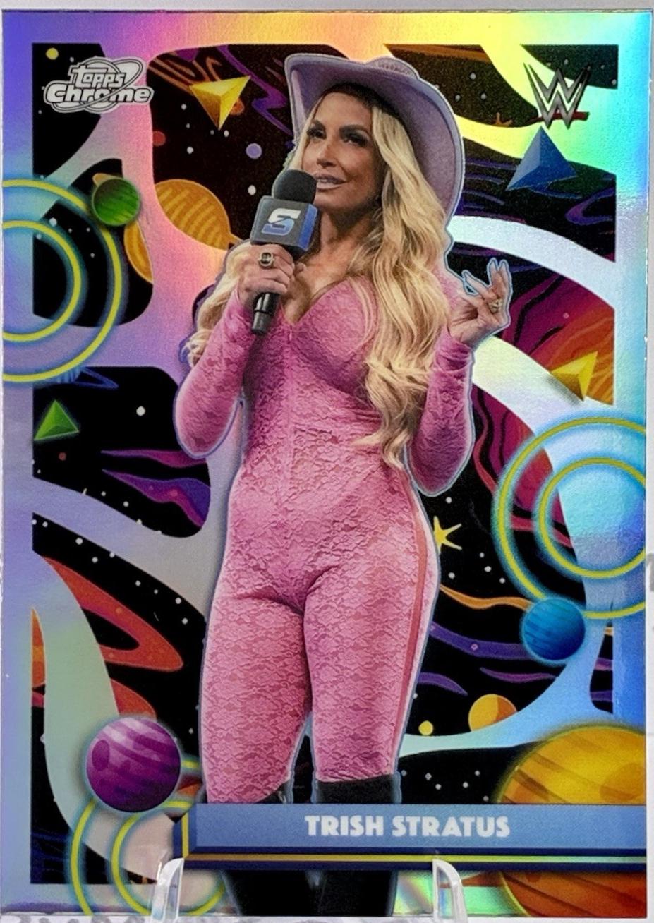 Trish Stratus [Refractor] #95