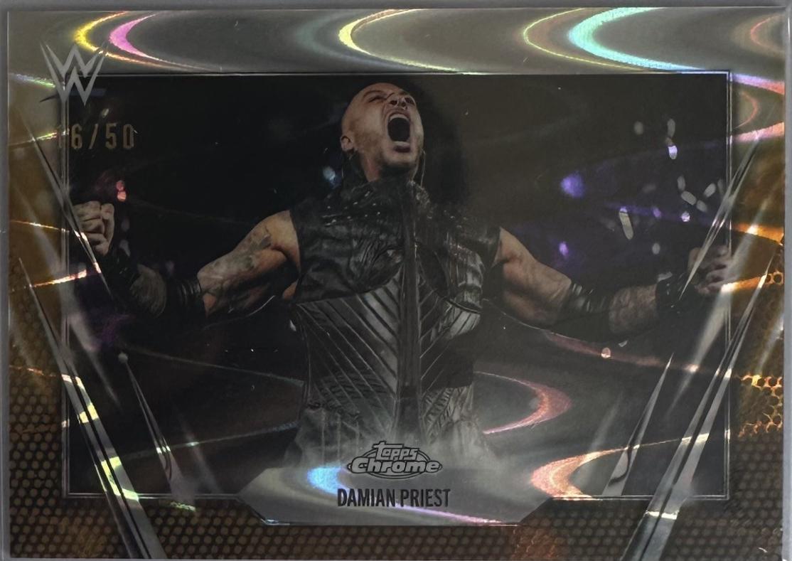 Damian Priest [Gold RayWave Refractor] #43