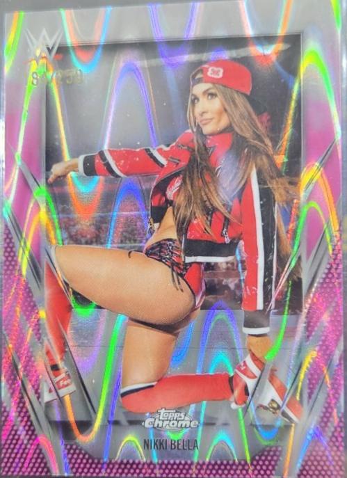 Nikki Bella [Pink Raywave Refractor] #194