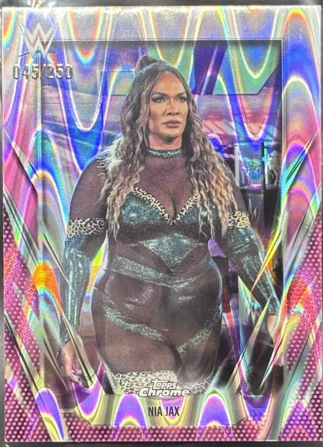 Nia Jax [Pink Raywave Refractor] #37