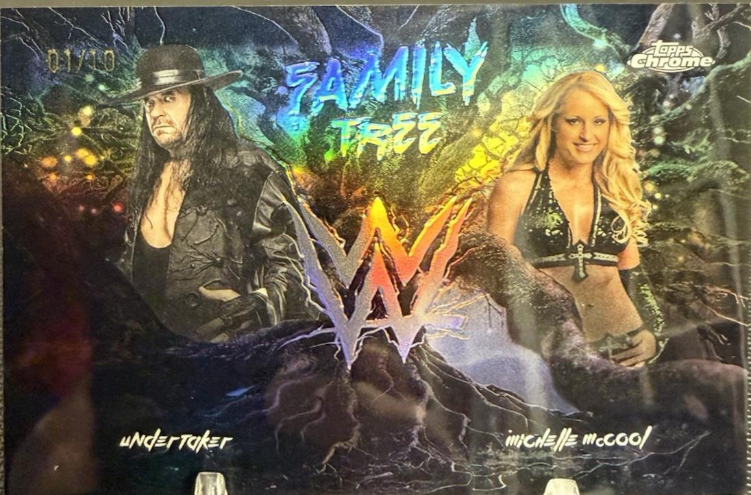 Michelle McCool / Undertaker [Black] #FAM-UM