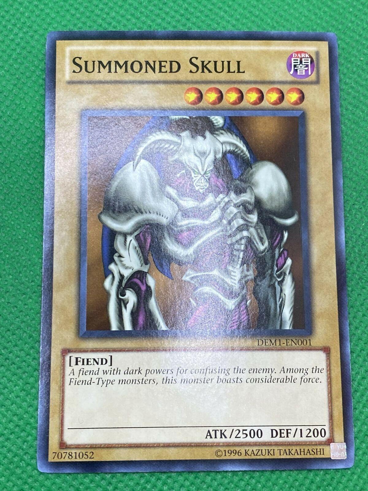 Summoned Skull DEM1-EN001
