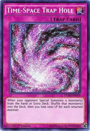 Time-Space Trap Hole [1st Edition] DUEA-EN079