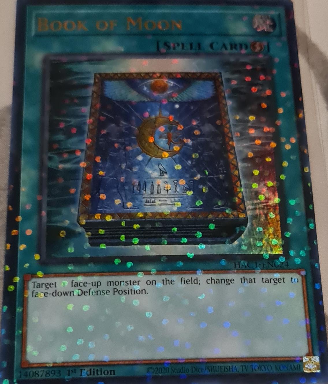 Book of Moon [Star Foil 1st Edition] HAC1-EN024