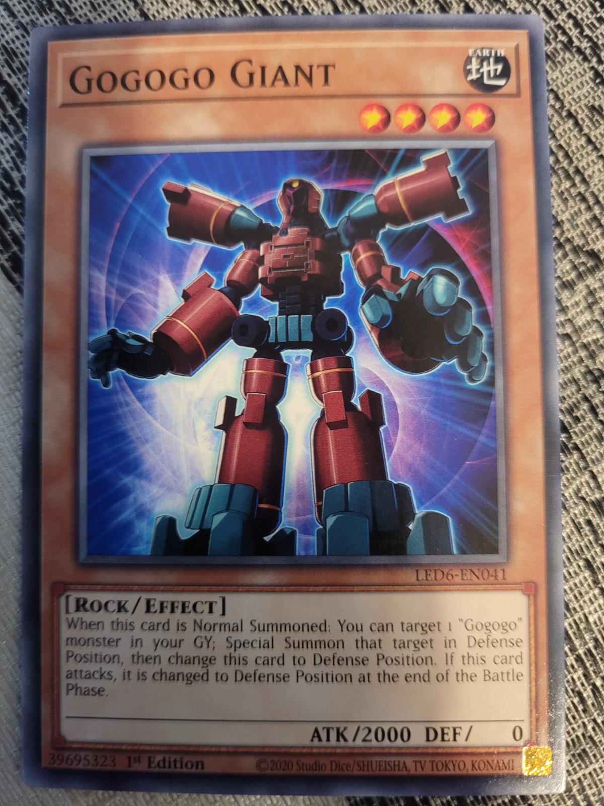 Gogogo Giant [1st Edition] LED6-EN041